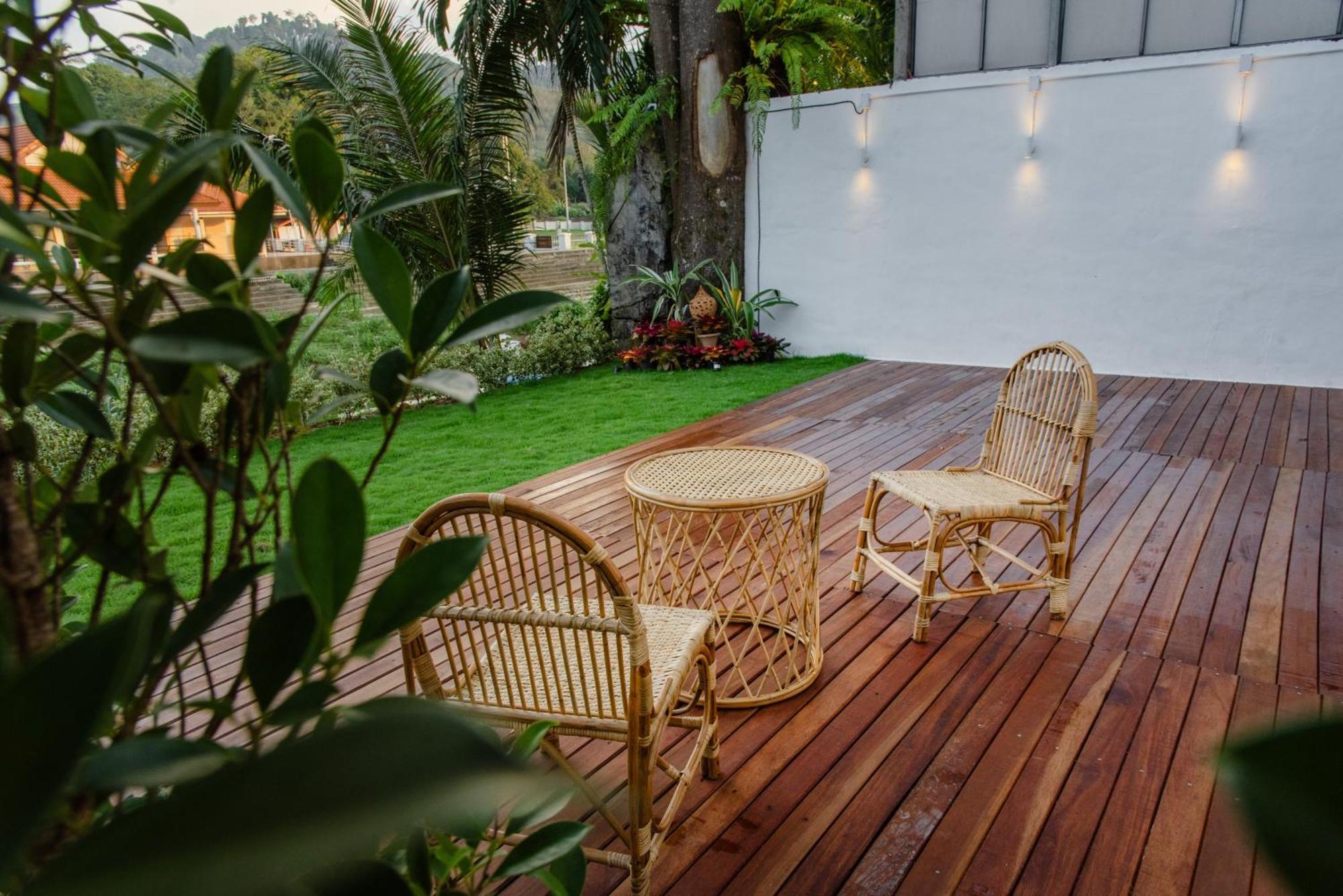 Bania Boutique House Hotel Khao Lak Exterior photo